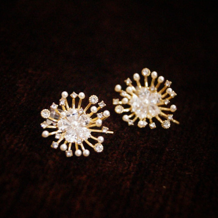 Ivy Luxe Earring.